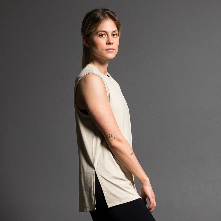 Topp "Slit Singlet" Topp "Slit Singlet"